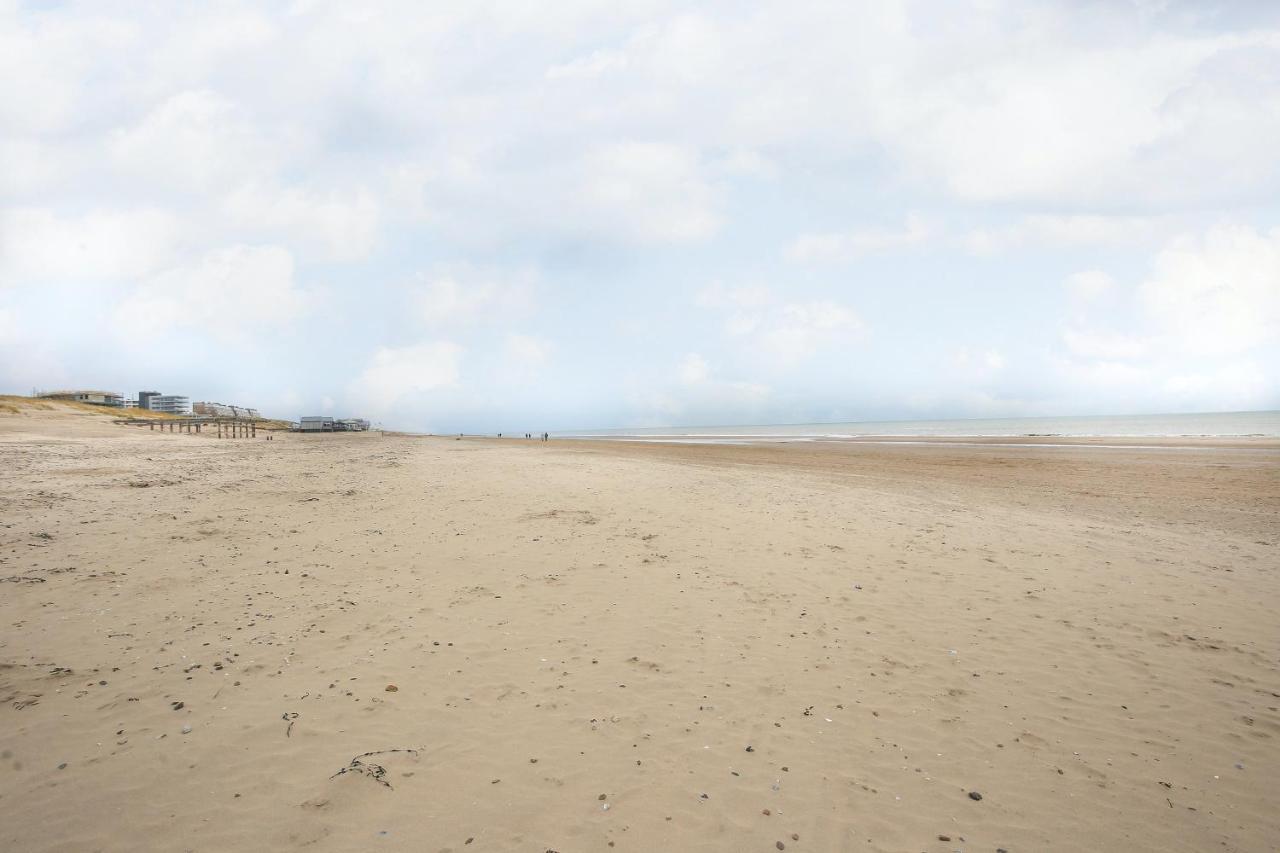 De Trintel Op 1E Verdieping Met Ruim Terras En Zeezicht Egmond aan Zee Esterno foto